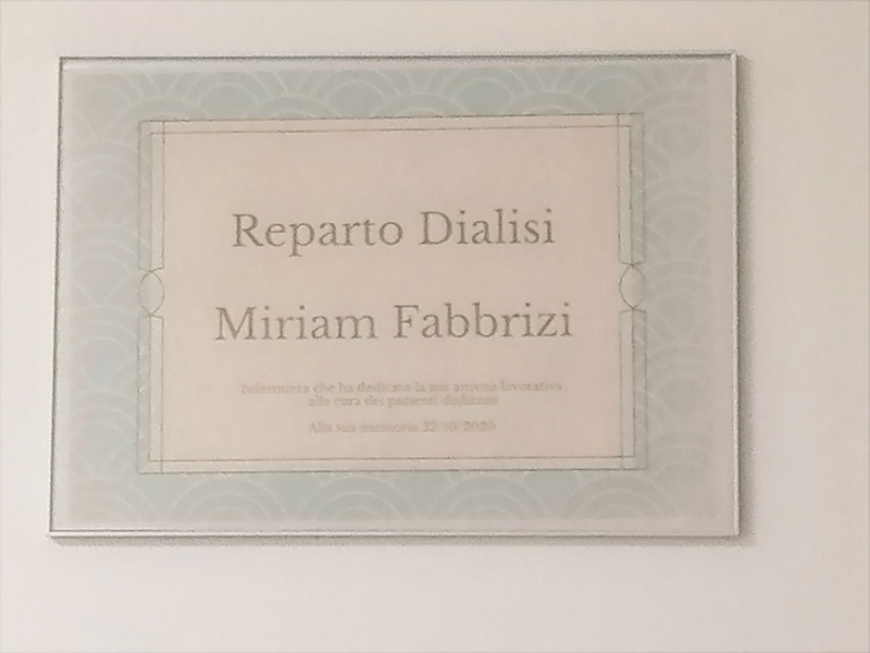 Targa intitolazione dialisi a Miriam Fabbrizi