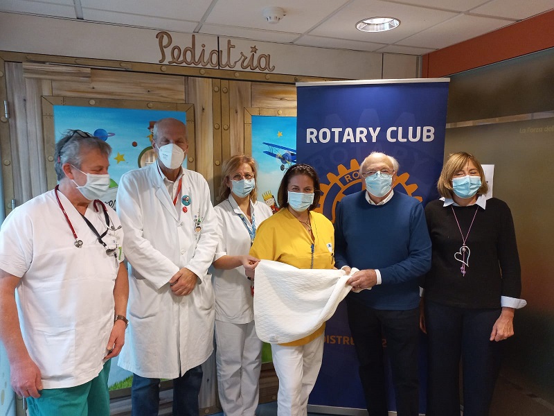 Dono copertine dal Rotary club di Prato